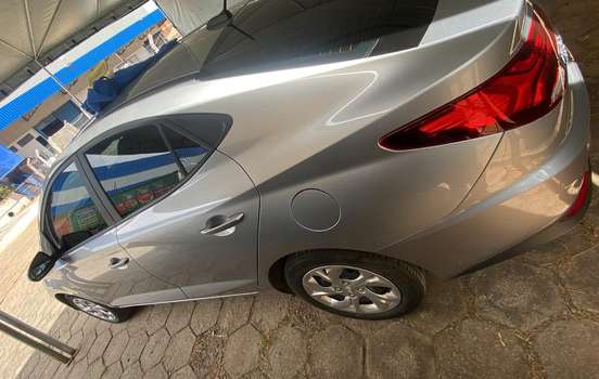 HYUNDAI-HB20S-2021