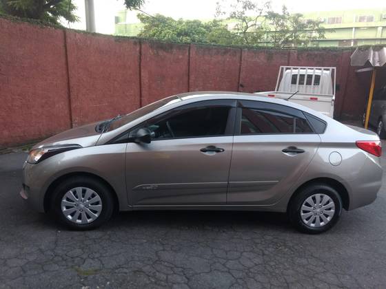 HYUNDAI HB20S 1.0 UNIQUE 12V FLEX 4P MANUAL