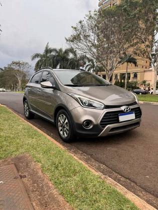 HYUNDAI HB20X 1.6 16V PREMIUM FLEX 4P AUTOMÁTICO