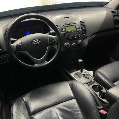 HYUNDAI-I30-2011