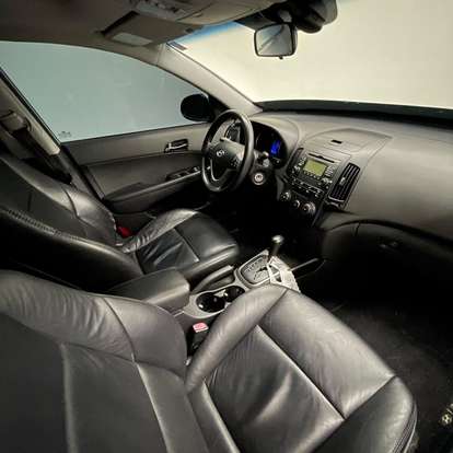 HYUNDAI-I30-2011