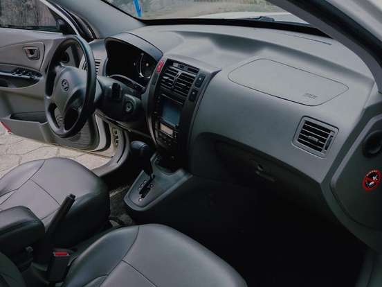 HYUNDAI-TUCSON-2.0 MPFI GLS 16V 143CV 2WD FLEX 4P AUTOMÁTICO HYUNDAI-TUCSON-2016