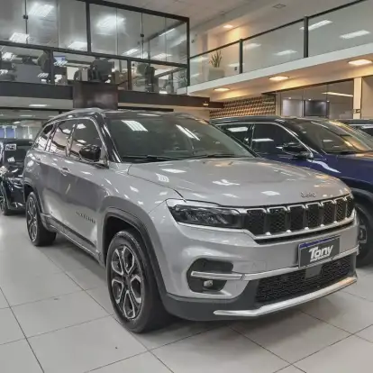 JEEP-COMMANDER-2023