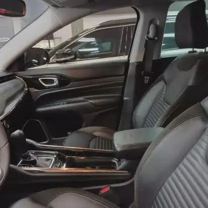 JEEP-COMMANDER-2023