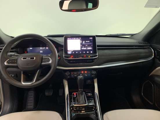 JEEP-COMMANDER-2023