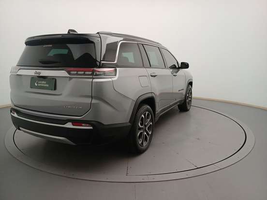JEEP-COMMANDER-2024