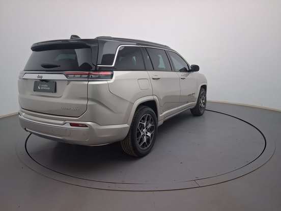 JEEP-COMMANDER-2025