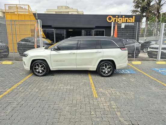 JEEP-COMMANDER-2023