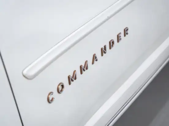 JEEP-COMMANDER-2.0 TD380 TURBO DIESEL OVERLAND AT9 JEEP-COMMANDER-2022
