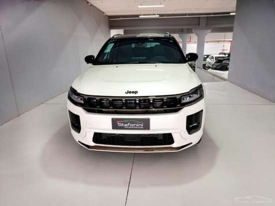 JEEP-COMMANDER-2.0 HURRICANE 4 TURBO GASOLINA BLACKHAWK AT9 JEEP-COMMANDER-2025