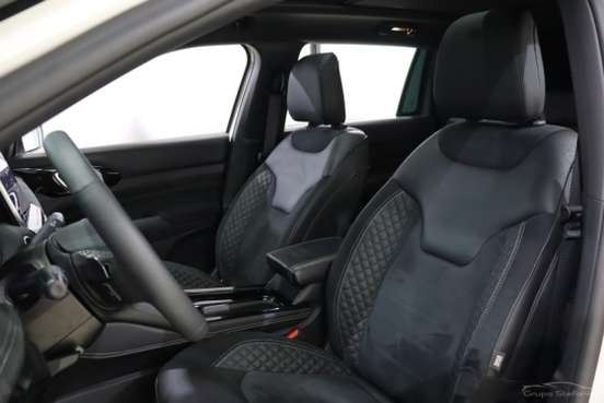 JEEP-COMMANDER-2025