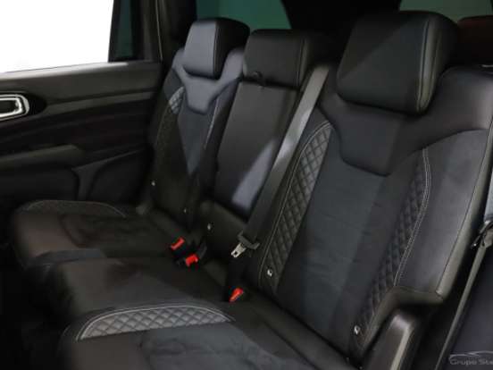 JEEP-COMMANDER-2.0 HURRICANE 4 TURBO GASOLINA BLACKHAWK AT9 JEEP-COMMANDER-2025
