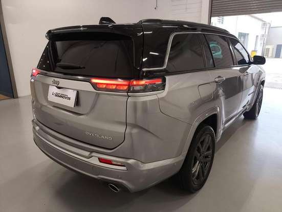 JEEP-COMMANDER-2025