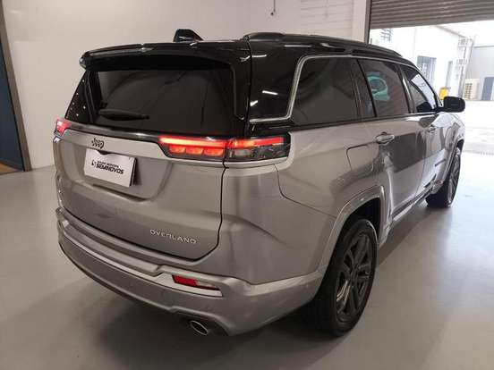 JEEP-COMMANDER-2.0 HURRICANE 4 TURBO GASOLINA BLACKHAWK AT9 JEEP-COMMANDER-2025
