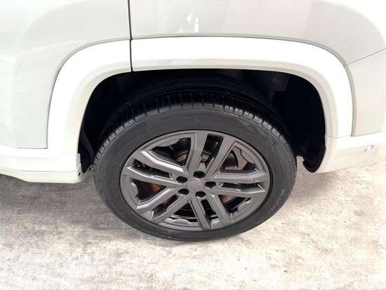 JEEP-COMMANDER-2.0 HURRICANE 4 TURBO GASOLINA OVERLAND AT9 JEEP-COMMANDER-2024