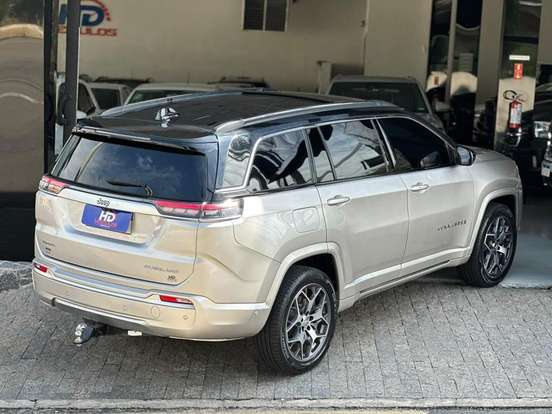 JEEP-COMMANDER-2021