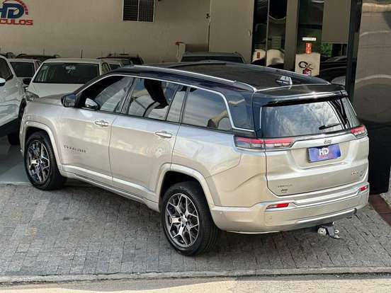 JEEP-COMMANDER-2021
