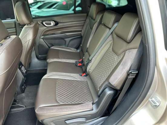 JEEP-COMMANDER-2021