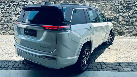 JEEP-COMMANDER-2.0 TD380 TURBO DIESEL OVERLAND AT9 JEEP-COMMANDER-2021