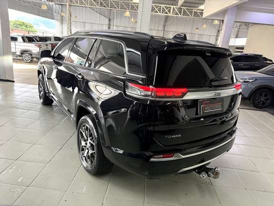 JEEP-COMMANDER-2022