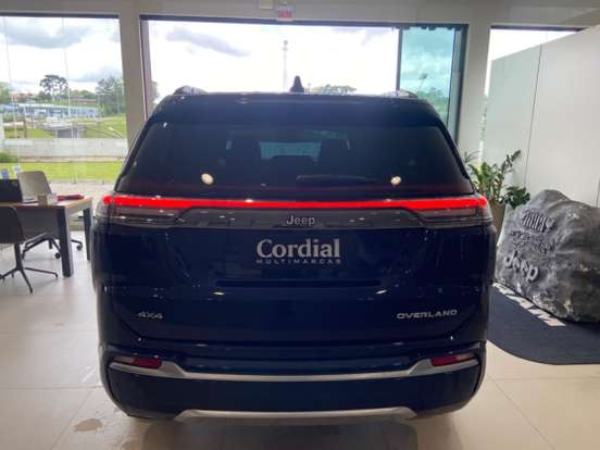 JEEP-COMMANDER-2025