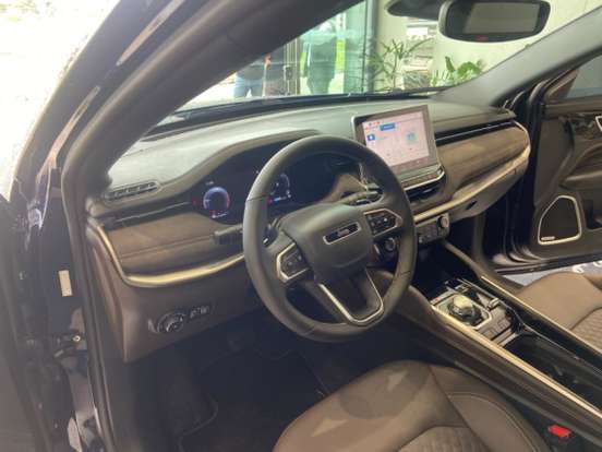 JEEP-COMMANDER-2.2 TURBO DIESEL OVERLAND AT9 JEEP-COMMANDER-2025
