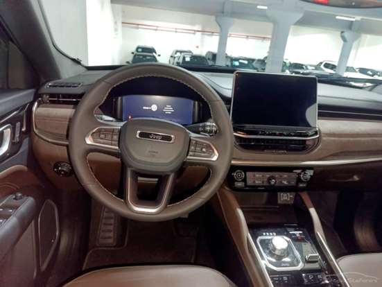 JEEP-COMMANDER-2025