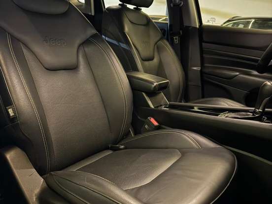 JEEP-COMPASS-1.3 T270 TURBO FLEX LONGITUDE AT6 JEEP-COMPASS-2025