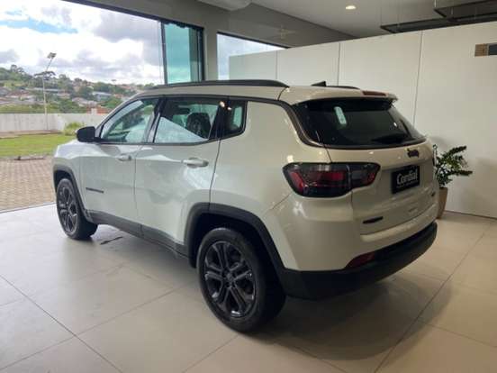 JEEP-COMPASS-2025