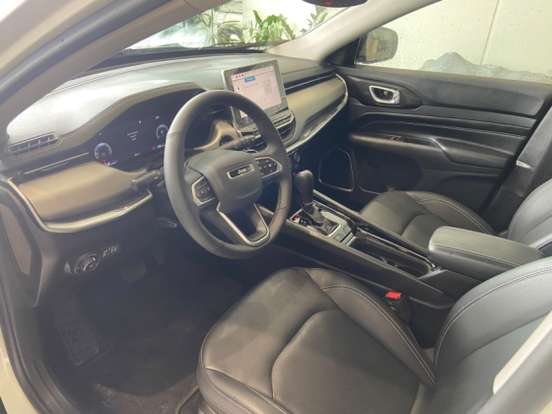 JEEP-COMPASS-1.3 T270 TURBO FLEX LONGITUDE AT6 JEEP-COMPASS-2025