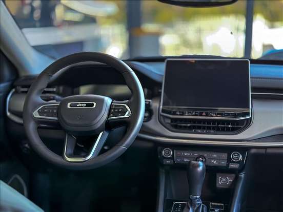 JEEP-COMPASS-2024