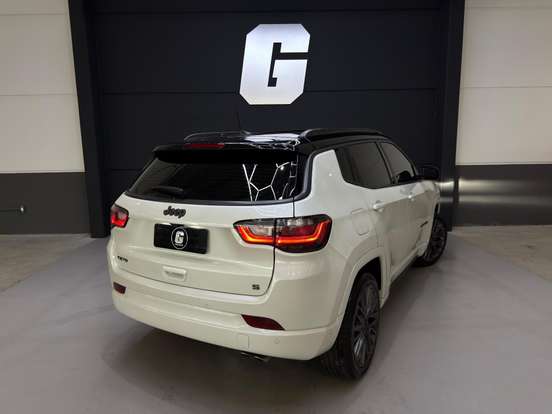 JEEP-COMPASS-2022