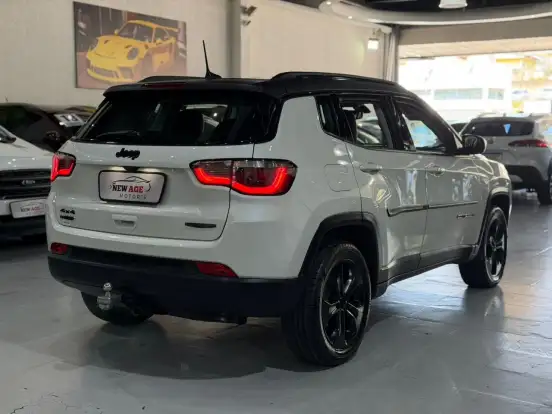 JEEP-COMPASS-2.0 16V DIESEL NIGHT EAGLE 4X4 AUTOMÁTICO JEEP-COMPASS-2018