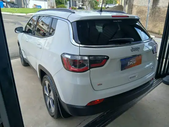 JEEP-COMPASS-2018