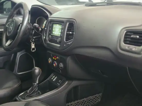 JEEP-COMPASS-2.0 16V FLEX SPORT AUTOMÁTICO JEEP-COMPASS-2016