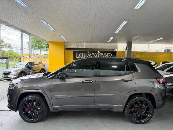 JEEP-COMPASS-2.0 HURRICANE 4 TURBO GASOLINA BLACKHAWK AT9 JEEP-COMPASS-2024