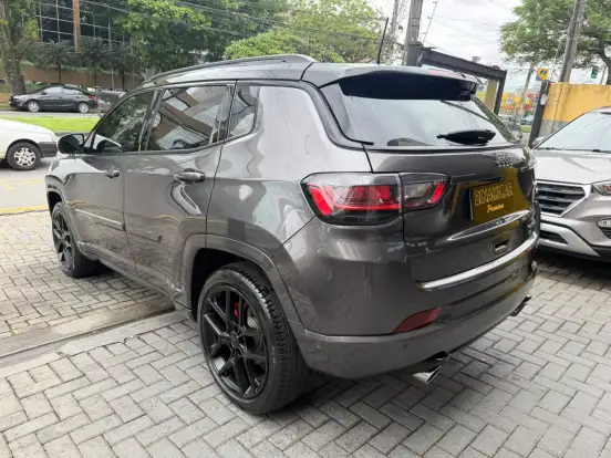 JEEP-COMPASS-2024