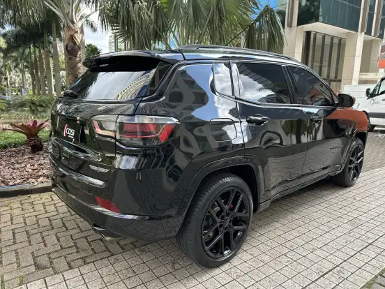JEEP-COMPASS-2.0 HURRICANE 4 TURBO GASOLINA BLACKHAWK AT9 JEEP-COMPASS-2025