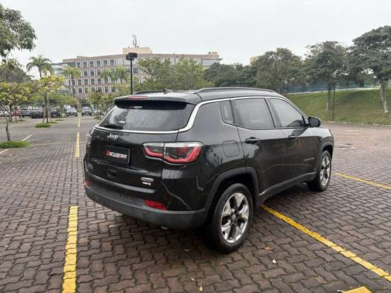 JEEP-COMPASS-2.0 16V DIESEL LONGITUDE 4X4 AUTOMÁTICO JEEP-COMPASS-2018