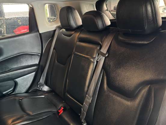 JEEP-COMPASS-2.0 16V DIESEL LONGITUDE 4X4 AUTOMÁTICO JEEP-COMPASS-2017