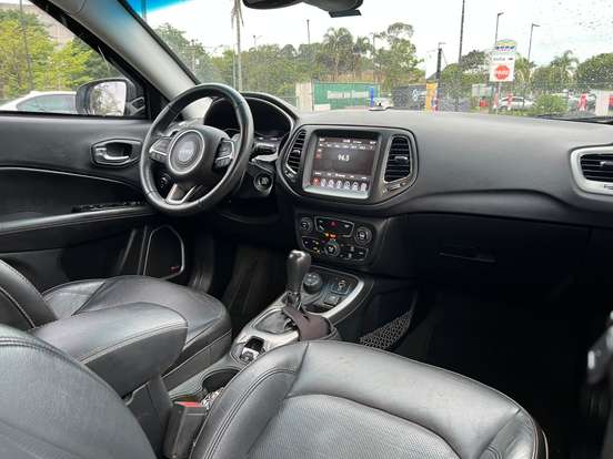 JEEP-COMPASS-2.0 16V DIESEL LONGITUDE 4X4 AUTOMÁTICO JEEP-COMPASS-2019
