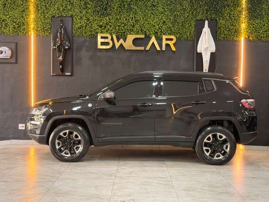 JEEP-COMPASS-2.0 16V DIESEL TRAILHAWK 4X4 AUTOMÁTICO JEEP-COMPASS-2017