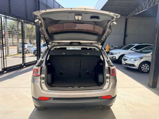 JEEP-COMPASS-2.0 16V FLEX LIMITED AUTOMÁTICO JEEP-COMPASS-2017