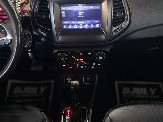 JEEP-COMPASS-2.0 16V FLEX LONGITUDE AUTOMÁTICO JEEP-COMPASS-2017