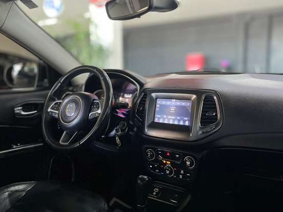 JEEP-COMPASS-2.0 16V FLEX LONGITUDE AUTOMÁTICO JEEP-COMPASS-2017
