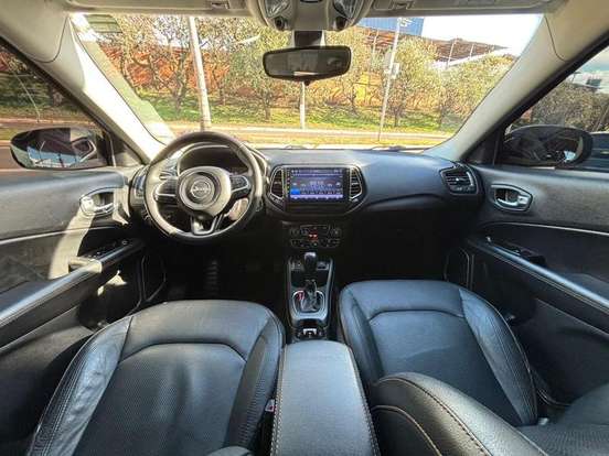 JEEP-COMPASS-2.0 16V FLEX LONGITUDE AUTOMÁTICO JEEP-COMPASS-2018