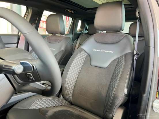 JEEP-COMPASS-2.0 HURRICANE 4 TURBO GASOLINA BLACKHAWK AT9 JEEP-COMPASS-2025