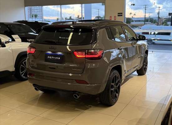 JEEP-COMPASS-2.0 HURRICANE 4 TURBO GASOLINA BLACKHAWK AT9 JEEP-COMPASS-2025