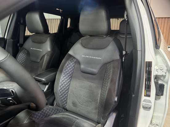 JEEP-COMPASS-2.0 HURRICANE TURBO FLEX BLACKHAWK AT9 JEEP-COMPASS-2026