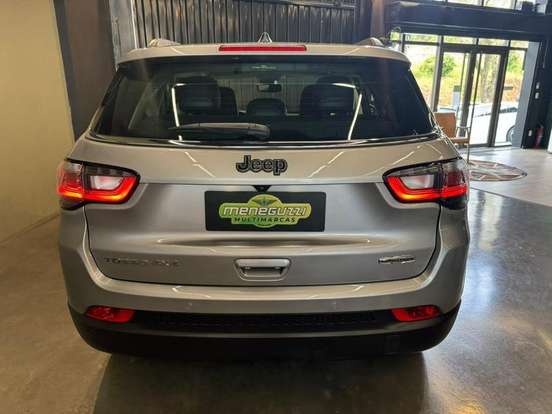 JEEP-COMPASS-2021